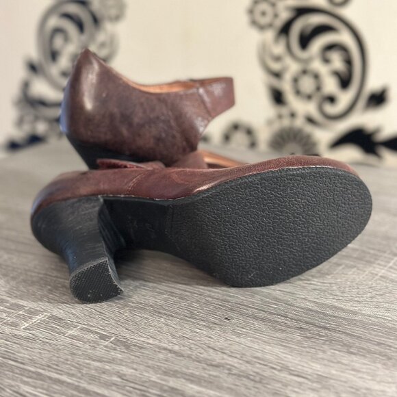 Miz Mooz Brown Leather Mary Jane Heels – Size 6 | Vintage Boho Style - Picture 6 of 6